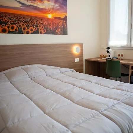 Roveleto Camere Pensionat 3*