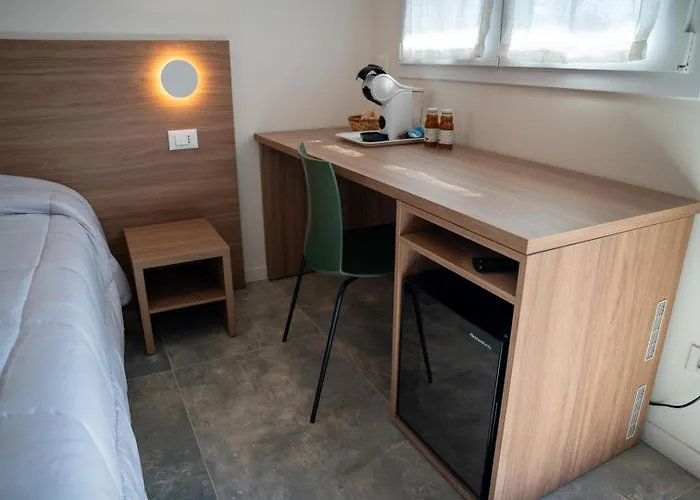 Roveleto Camere בית הארחה 3*